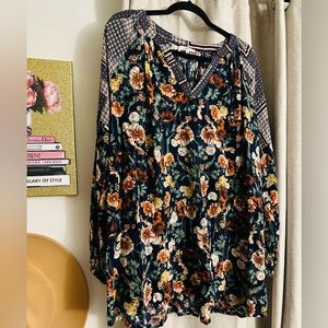 Floral top